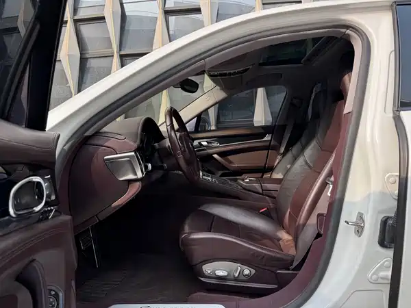 Porsche Panamera 2014