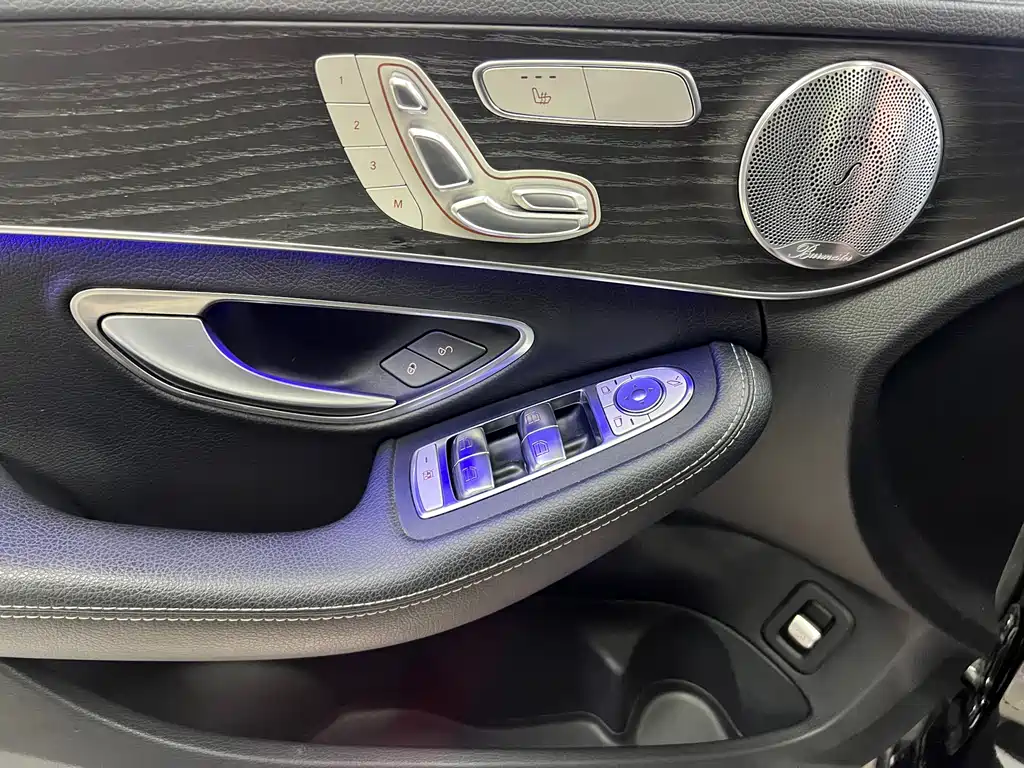 Mercedes-Benz C-Class 2021 — фото 23
