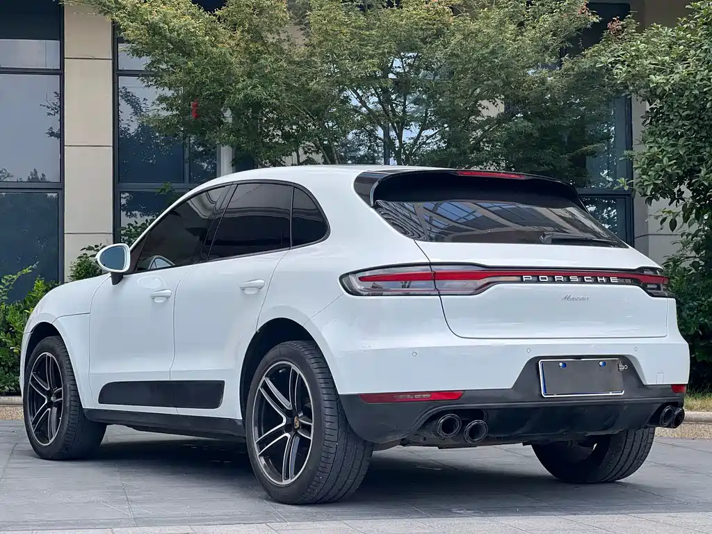 Porsche Macan 2024 — фото 9