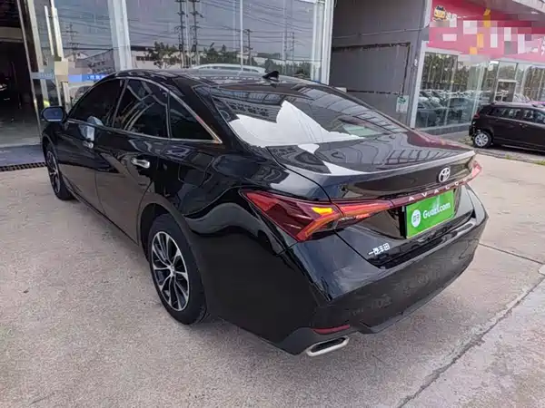 Toyota Avalon 2023