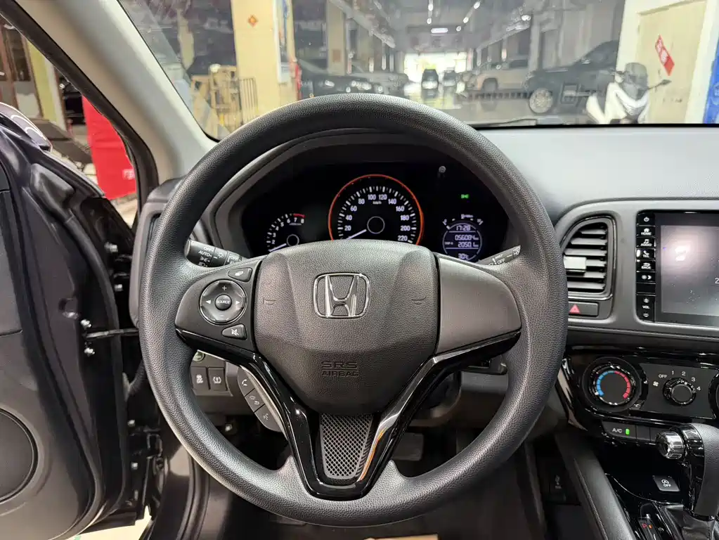 Honda Vezel 2022 — фото 17