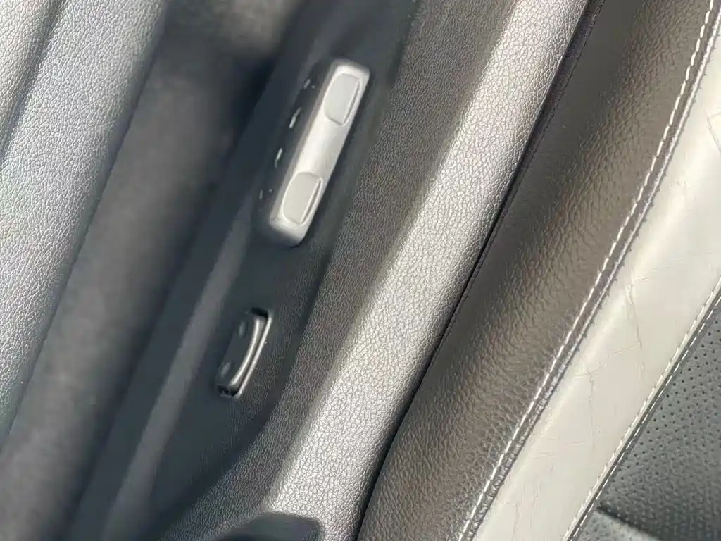Hyundai Veloster 2015 — фото 9