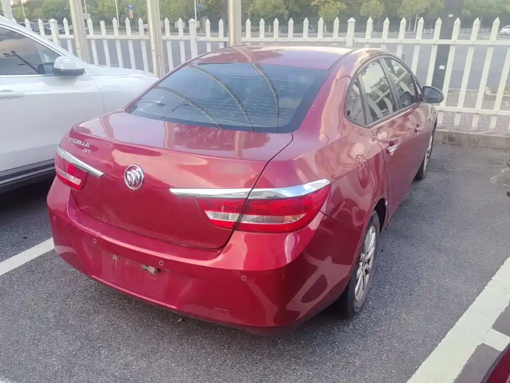 Buick Excelle 2015