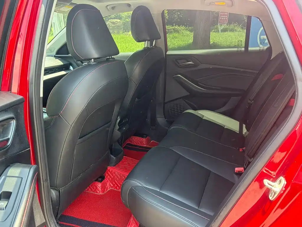 MG MG5 2022