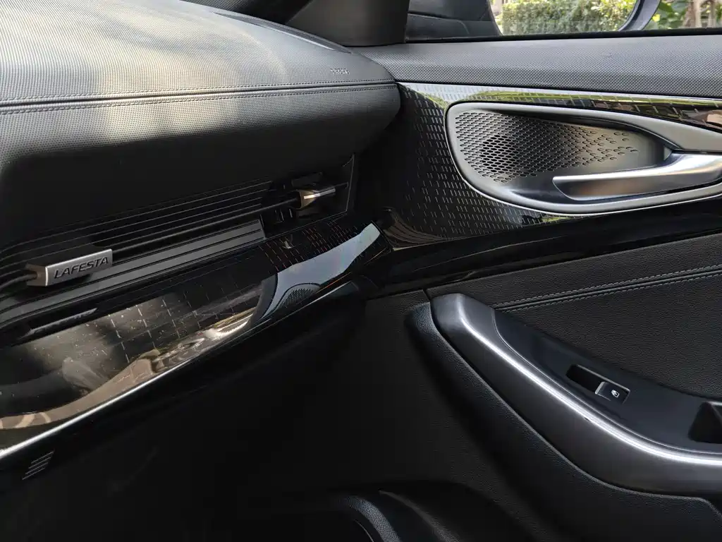 Hyundai Fista 2023 — фото 14