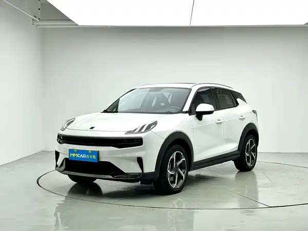 Lynk & Co 06 EM-P 2022