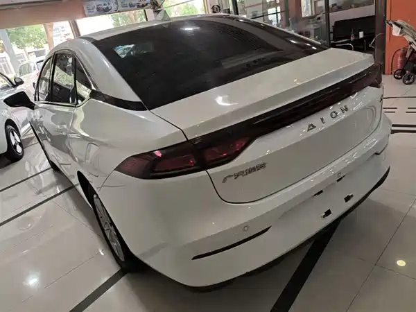 Aion S 2023