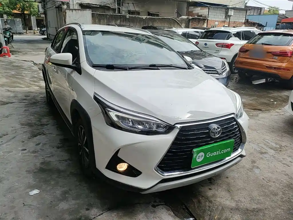 Toyota Yaris L 2020 — фото 4