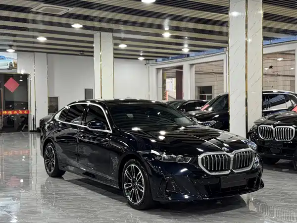 BMW 5 Series 2026