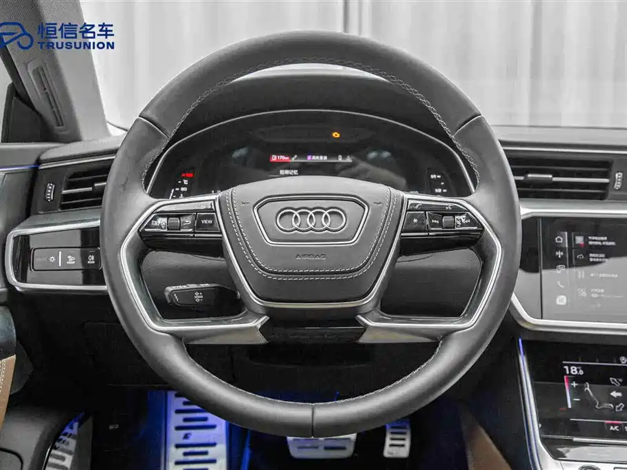 Audi A7L 2025 — фото 17