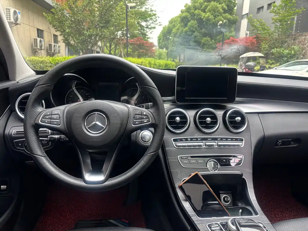 Mercedes-Benz C-Class 2017 — фото 12