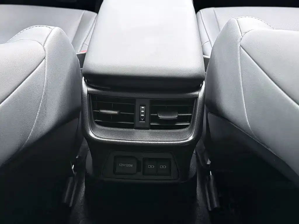 Lexus ES 2023 — фото 16