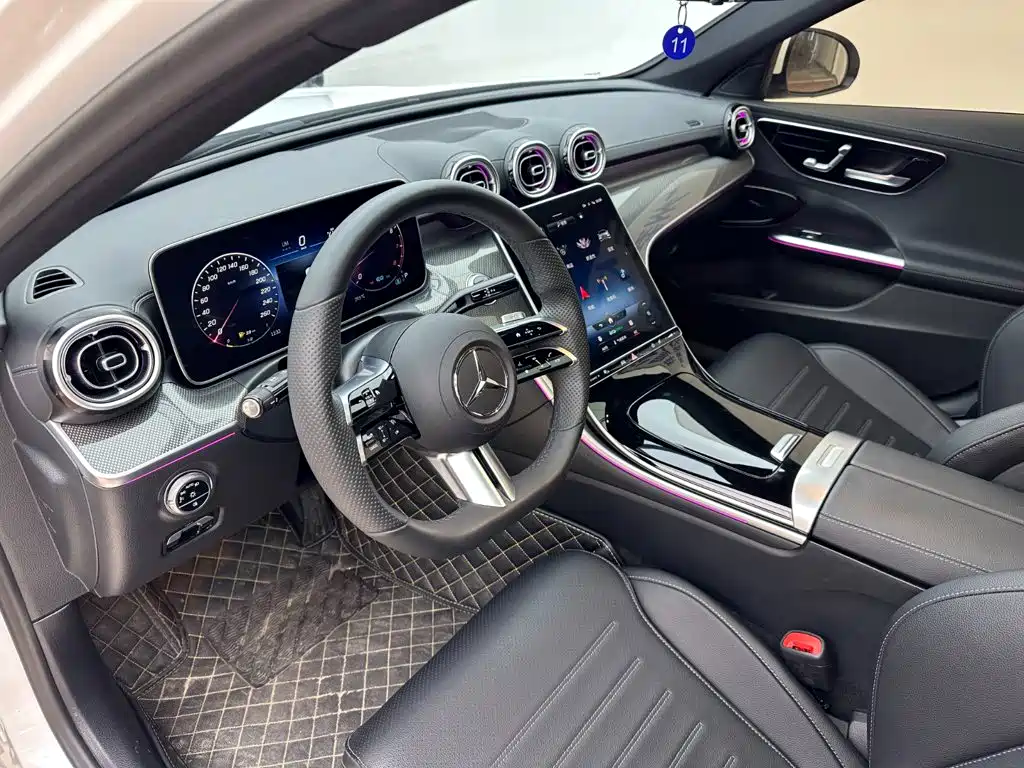 Mercedes-Benz C-Class 2022 — фото 9