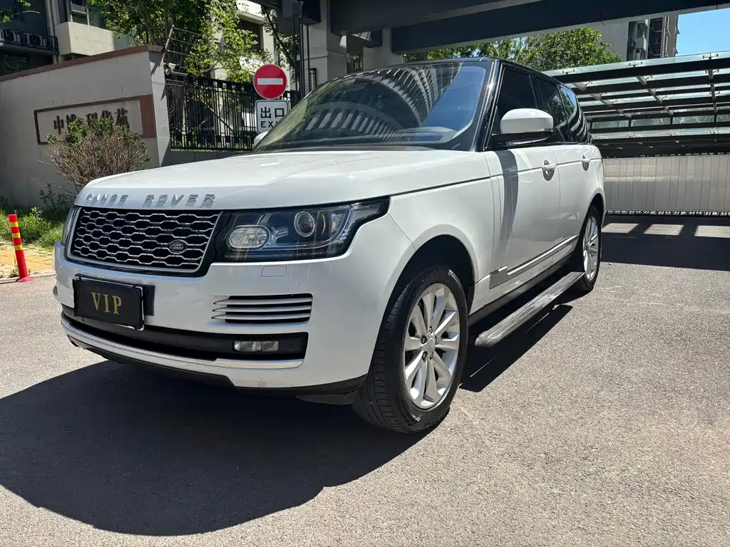 Land Rover Range Rover 2015 — фото 1