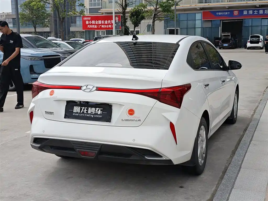 Hyundai Verna 2020 — фото 9