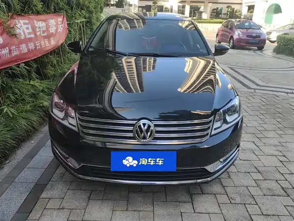 Volkswagen Magotan 2012