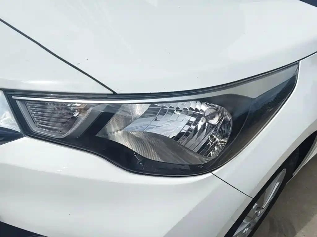 Hyundai Verna 2019 — фото 24