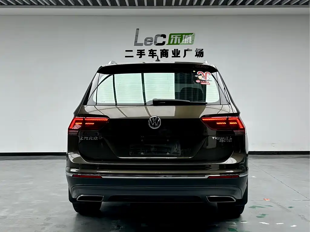 Volkswagen Tiguan L 2017 — фото 15