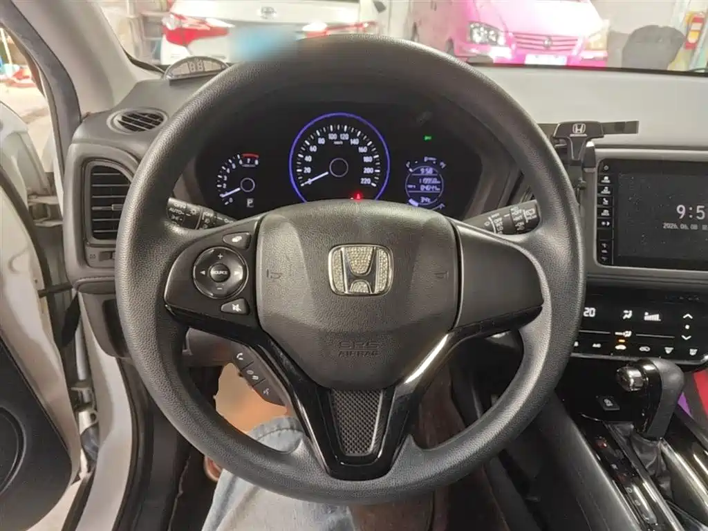 Honda Vezel 2021 — фото 11