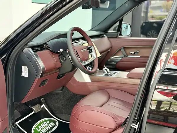 Land Rover Range Rover 2023