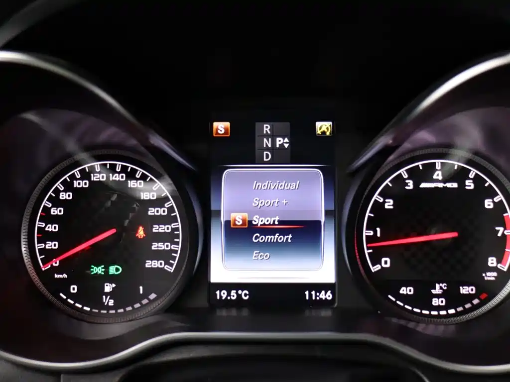 Mercedes-Benz GLC AMG 2018 — фото 14