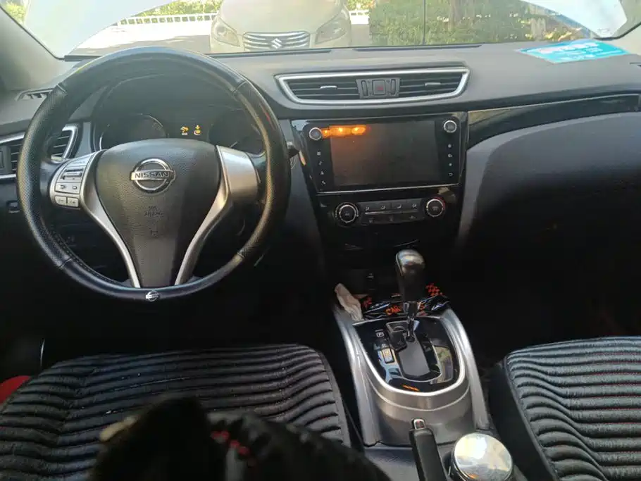 Nissan Qashqai 2017 — фото 12