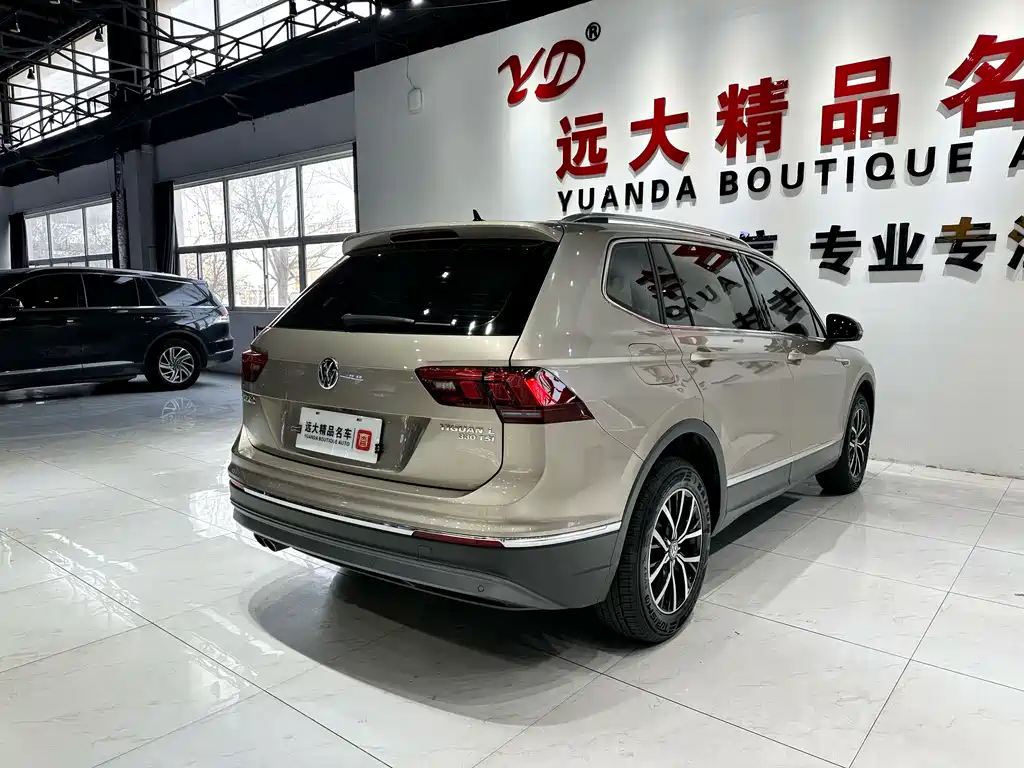 Volkswagen Tiguan L 2018 — фото 16