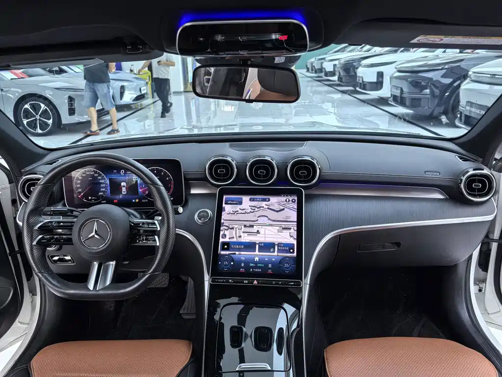 Mercedes-Benz C-Class 2022 — фото 7