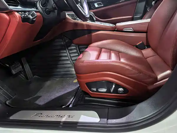 Porsche Panamera 2020