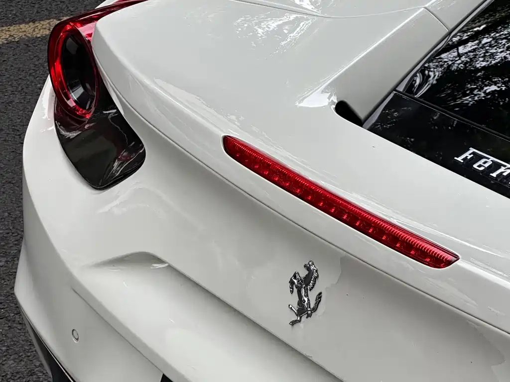 Ferrari 488 2016 — фото 14