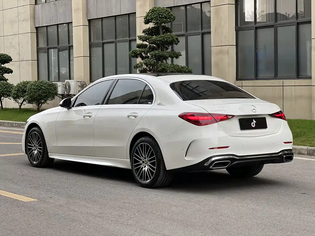Mercedes-Benz C-Class 2021 — фото 24