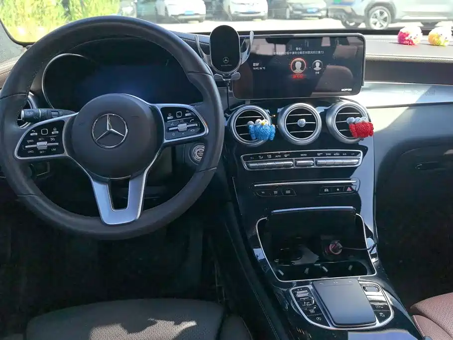 Mercedes-Benz GLC 2020 — фото 12