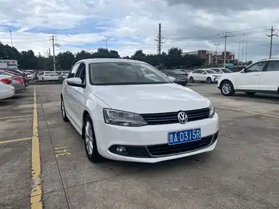 Volkswagen Sagitar 2013