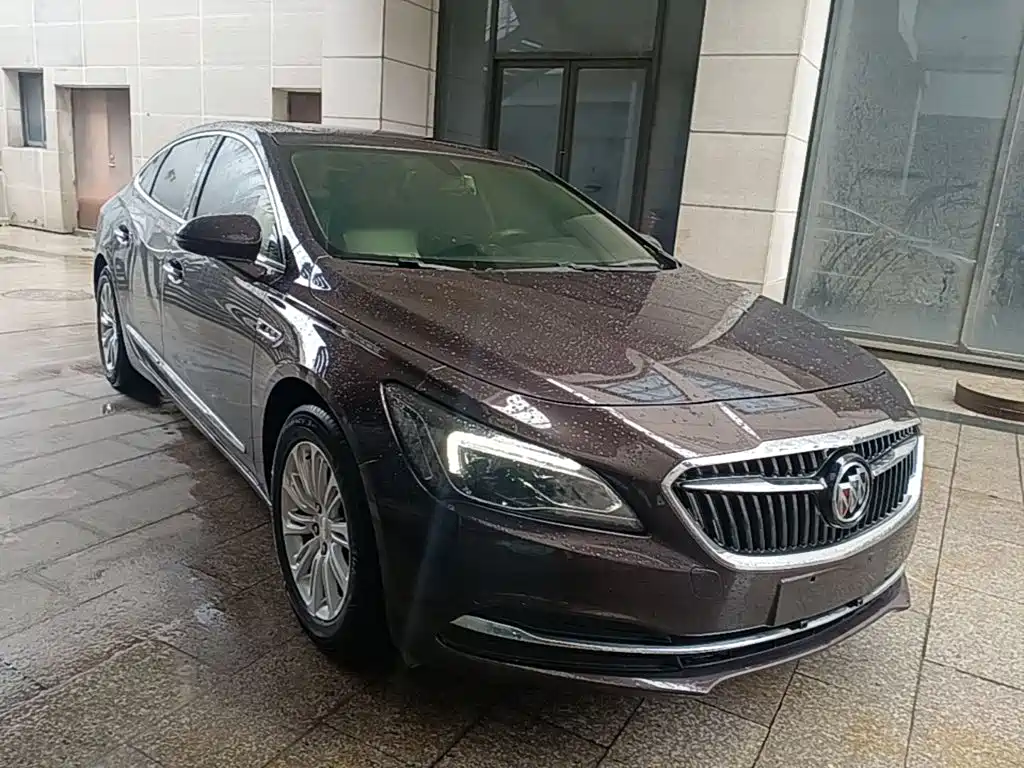 Buick LaCrosse 2018 — фото 22