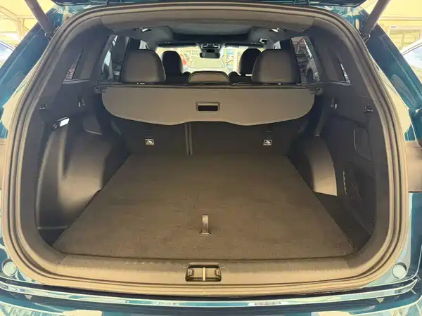 Geely Xingyue L 2021