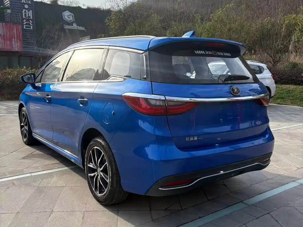 BYD Song MAX 2018 — фото 5