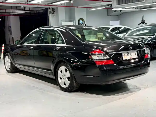 Mercedes-Benz S-Class 2008