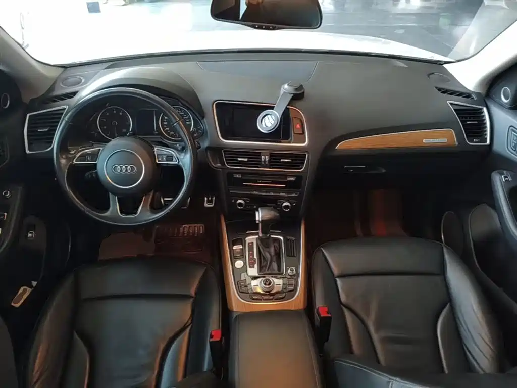 Audi Q5 2017 — фото 9
