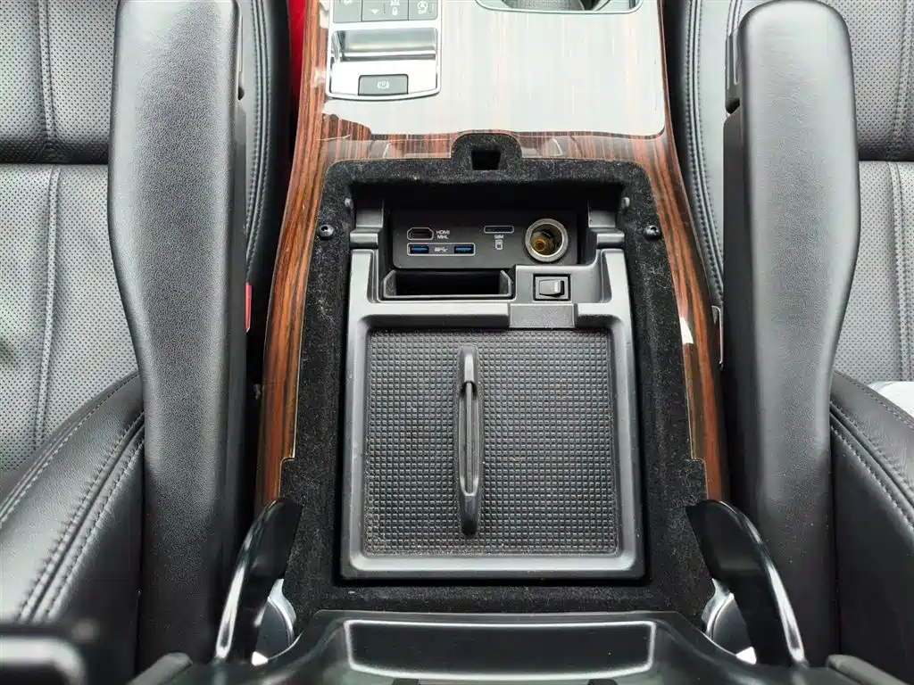 Land Rover Range Rover 2018 — фото 12