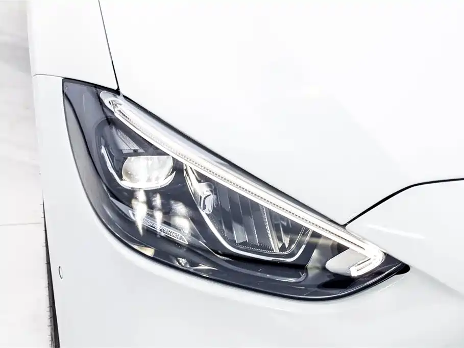 Mercedes-Benz C-Class New Energy 2025 — фото 12