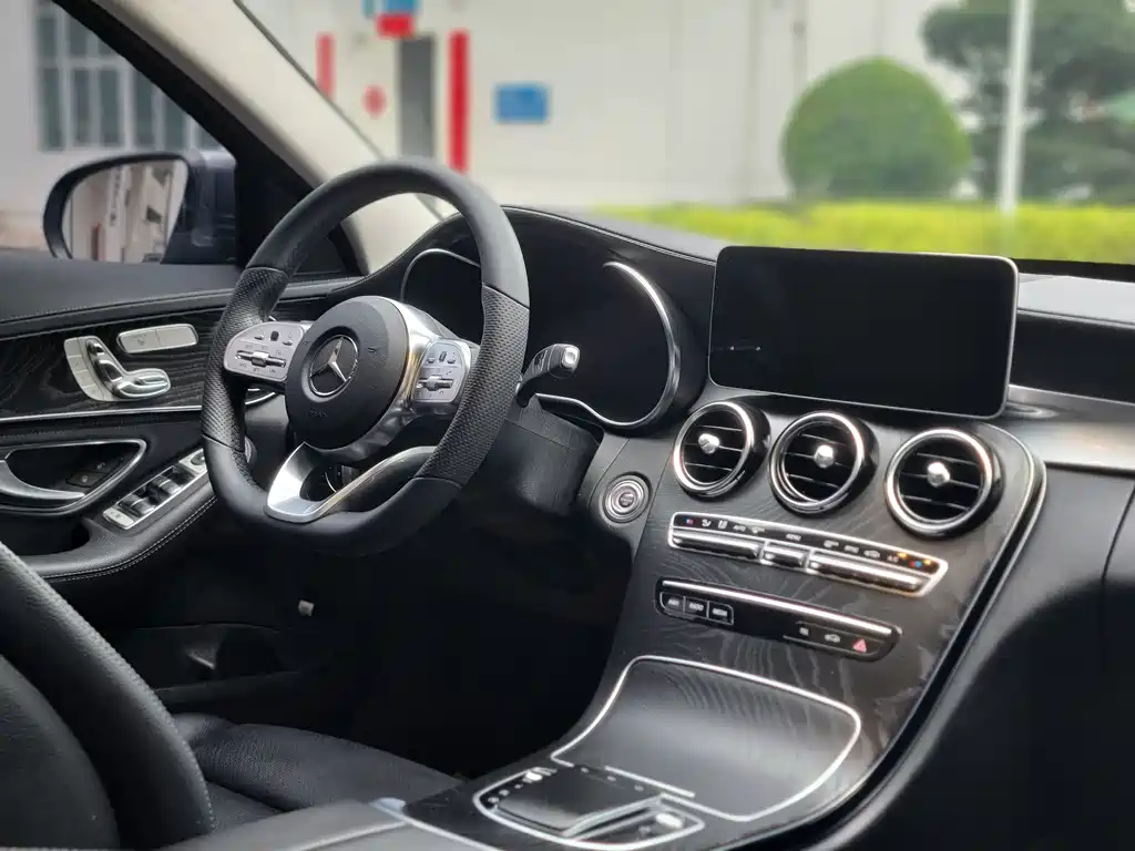Mercedes-Benz C-Class 2020 — фото 14