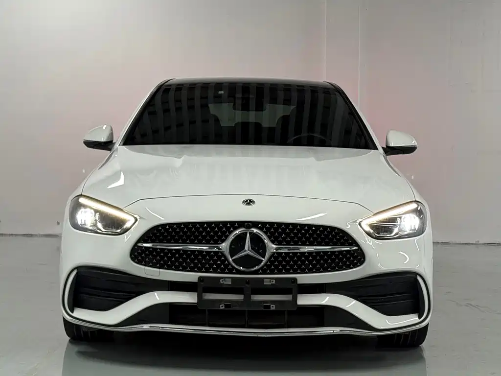 Mercedes-Benz C-Class 2023 — фото 2
