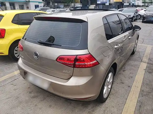 Volkswagen Golf 2016