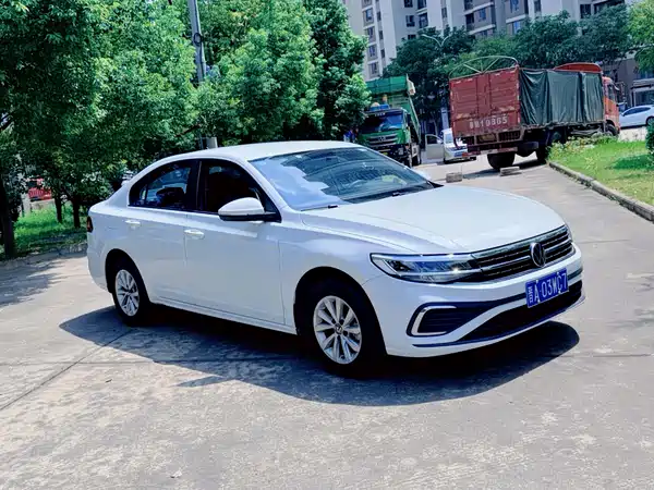 Volkswagen Bora 2024