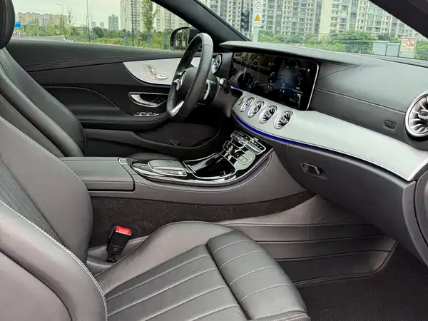 Mercedes-Benz E-Class 2023