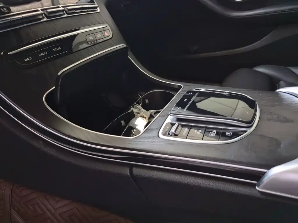 Mercedes-Benz C-Class 2021