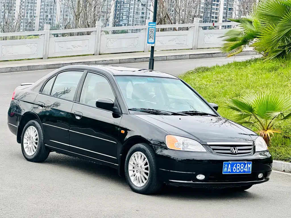 Honda Civic 2004 — фото 2