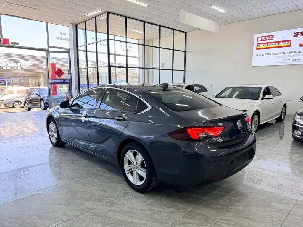 Buick Regal 2020 — фото 10