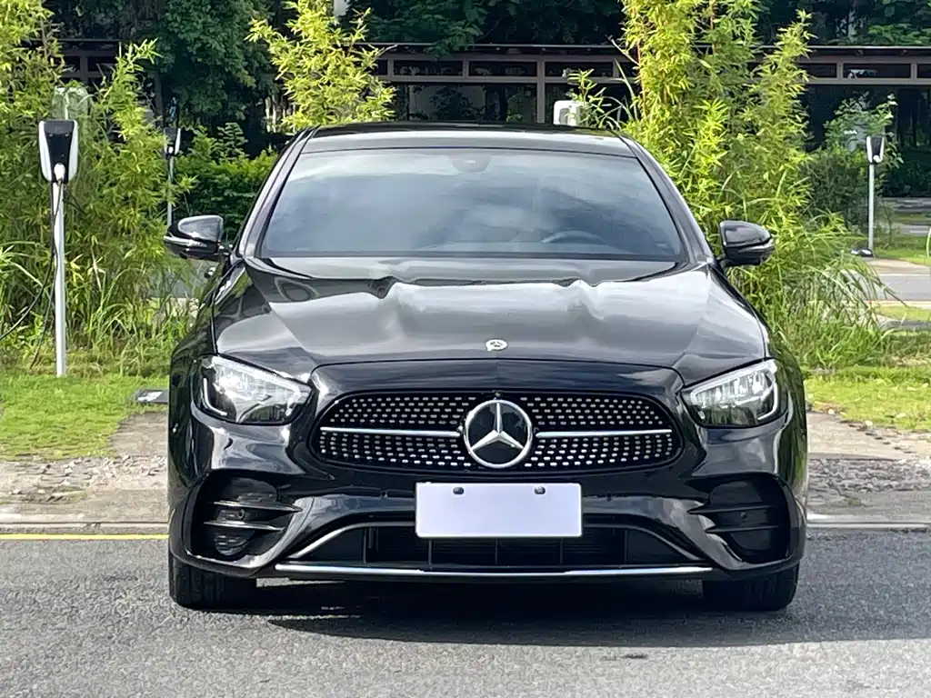 Mercedes-Benz E-Class 2023