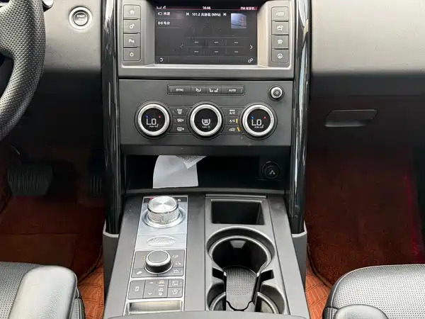 Land Rover Discovery 2017